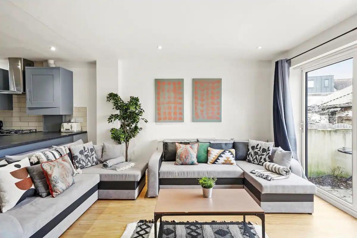 Elegant Flat - Sleeps 8 Appartement Bristol Buitenkant foto