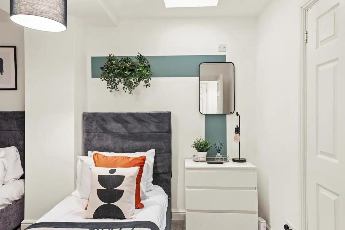 Elegant Flat - Sleeps 8 Appartement Bristol Buitenkant foto