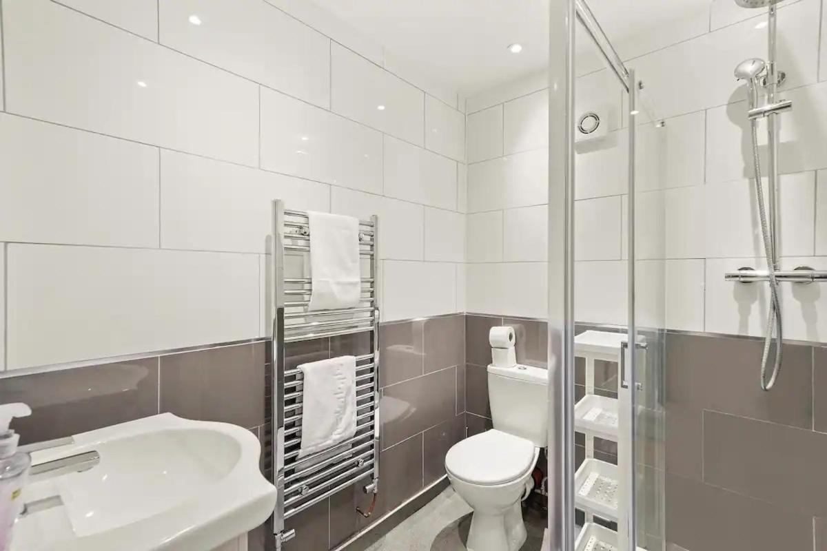 Elegant Flat - Sleeps 8 Appartement Bristol Buitenkant foto